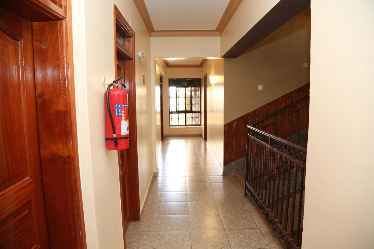 Harts Motel Kampala Extérieur photo