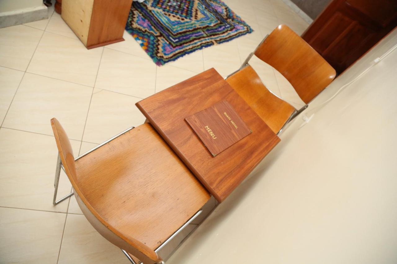 Harts Motel Kampala Extérieur photo