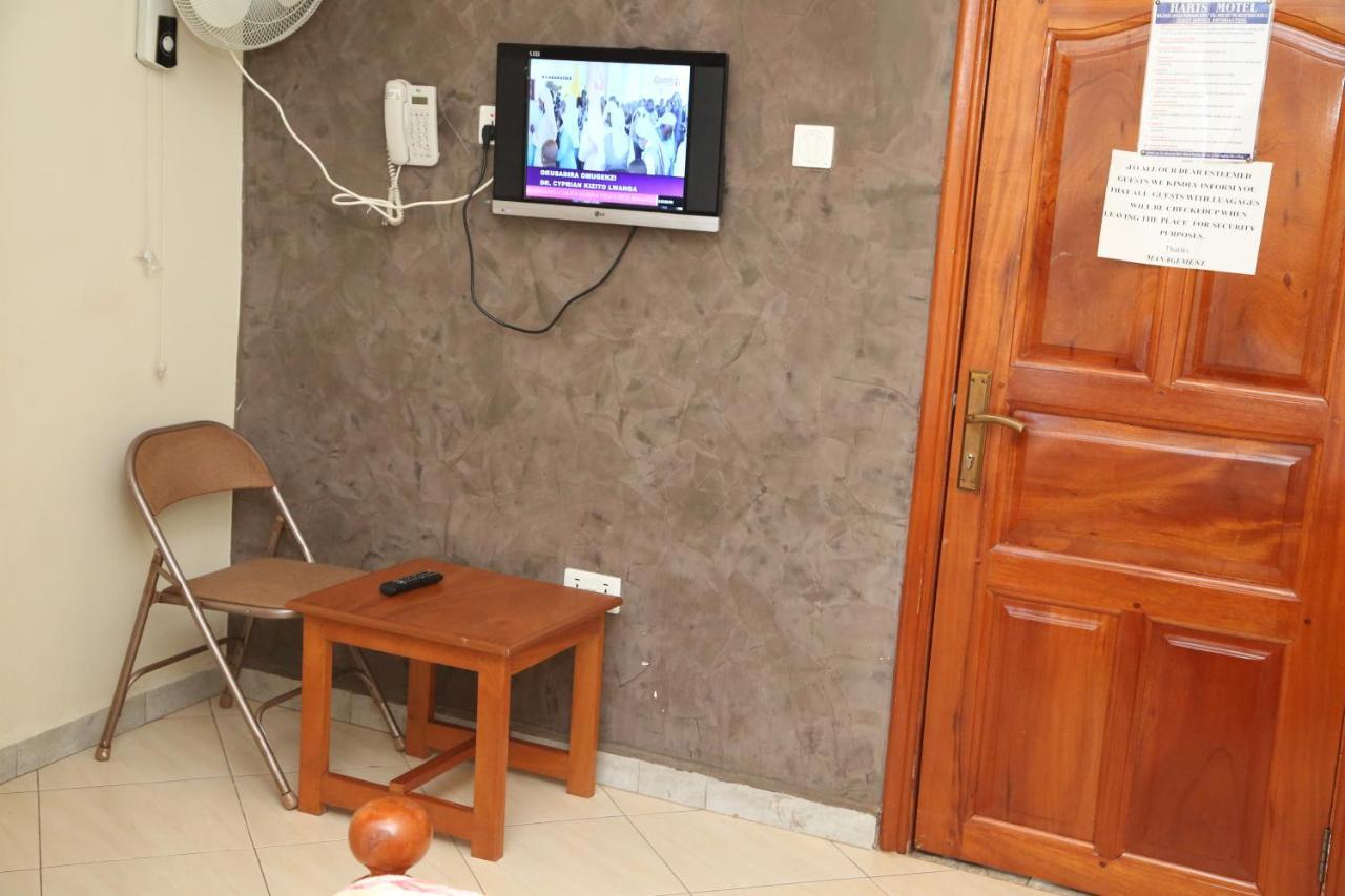 Harts Motel Kampala Extérieur photo